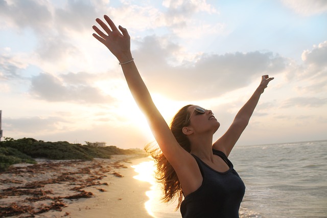 https://astroluna.rs/wp-content/uploads/2021/12/beach-885109_640.jpg